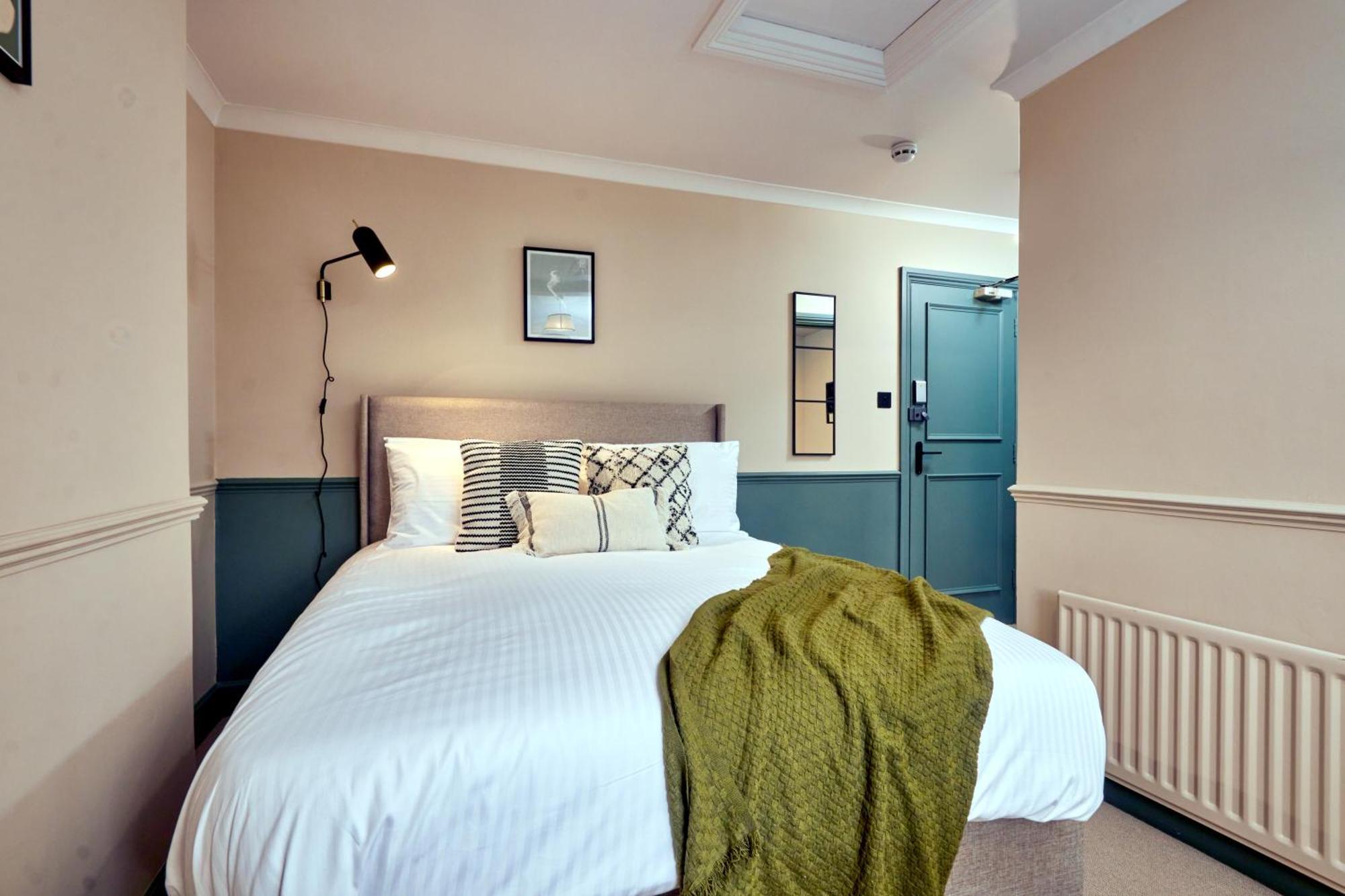 Settle In Winchester - Stylish Self Check-In Rooms ภายนอก รูปภาพ
