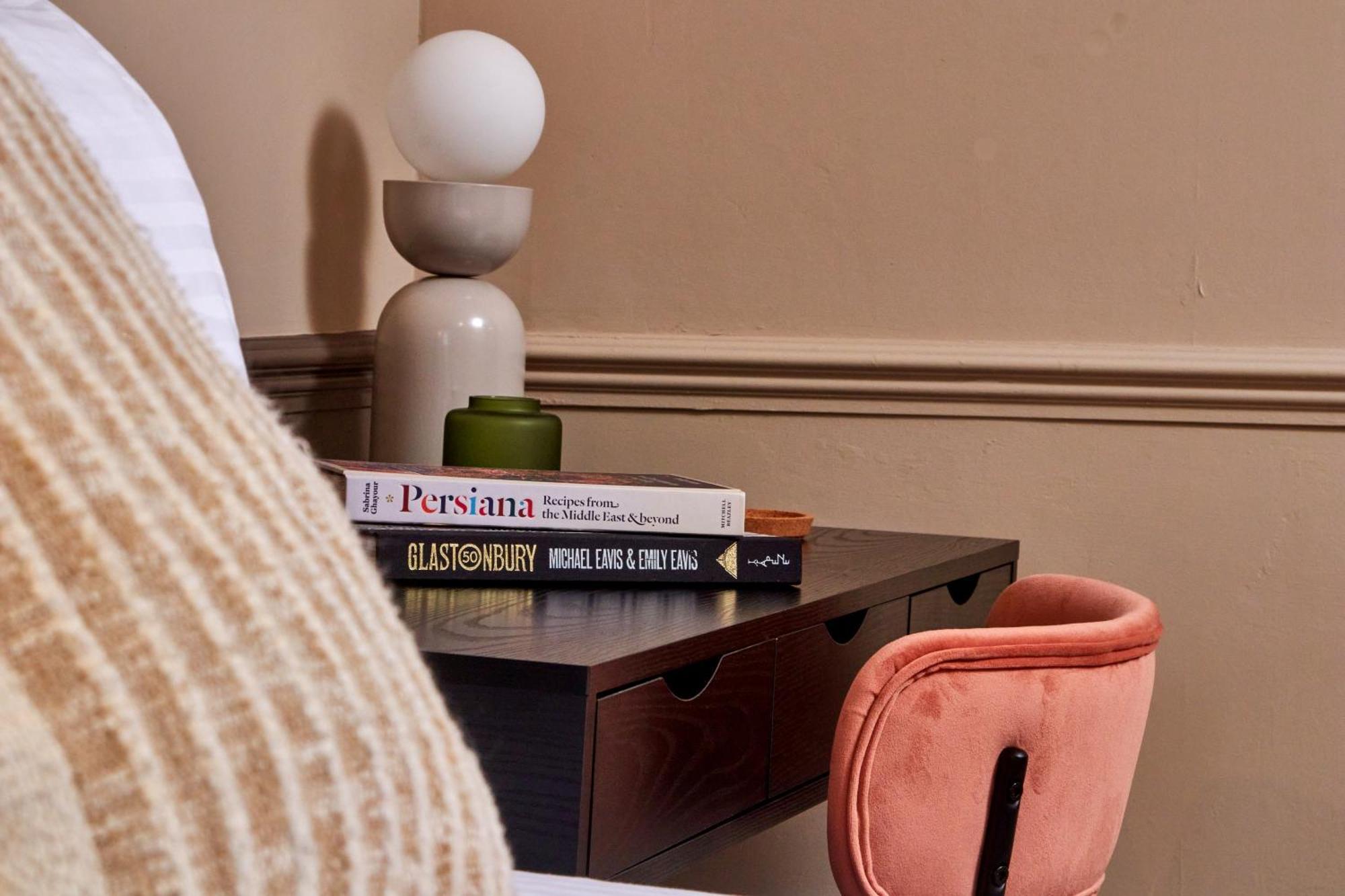 Settle In Winchester - Stylish Self Check-In Rooms ภายนอก รูปภาพ