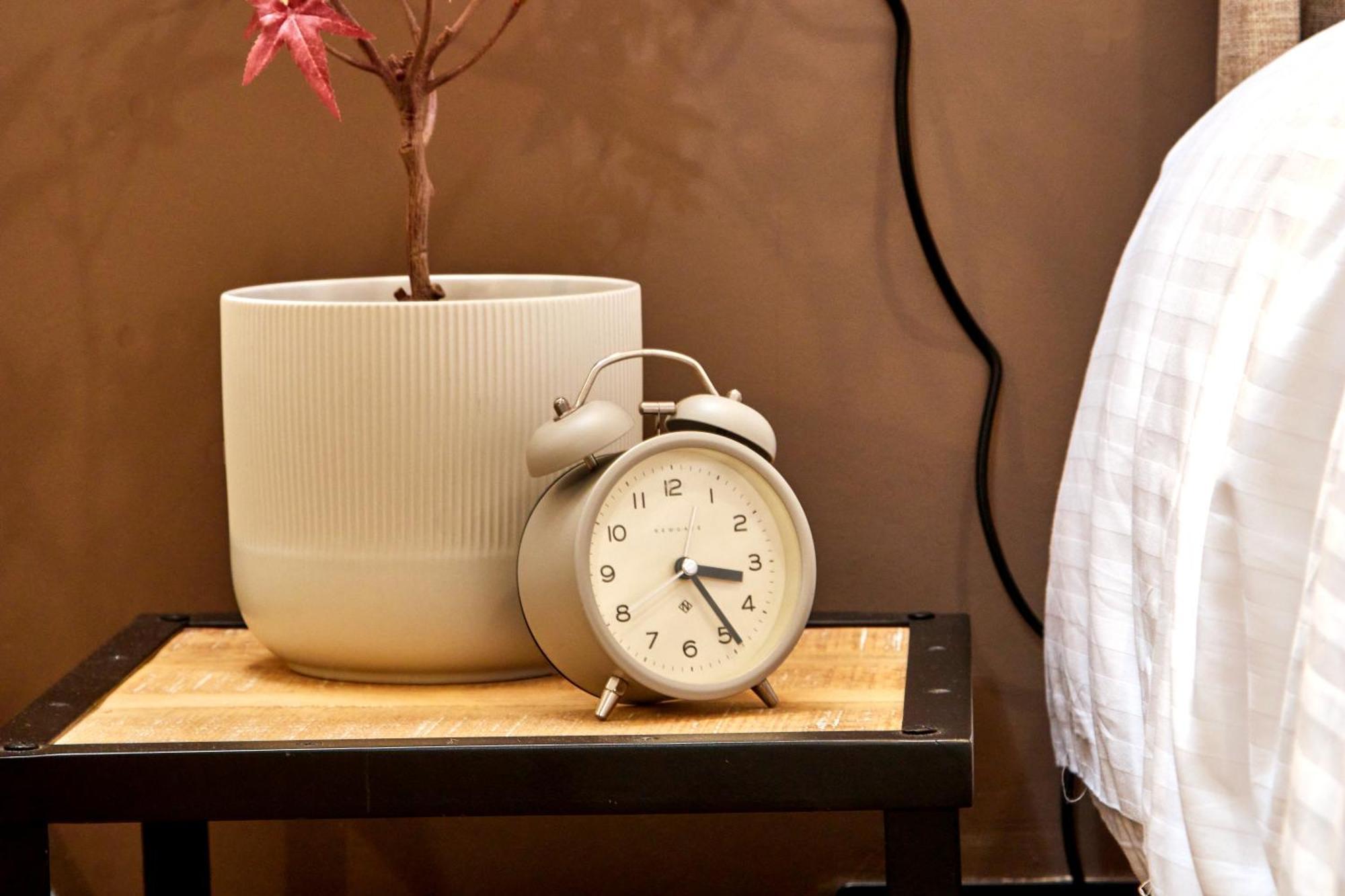 Settle In Winchester - Stylish Self Check-In Rooms ภายนอก รูปภาพ